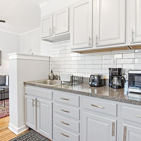 1Br Modern Apt Close To Shops & Restaurants - Belmont C6 Chicago Buitenkant foto